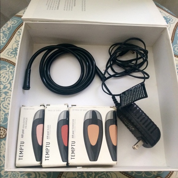 ❌SOLD❌ Temptu Air-brush make-up kit - Picture 4 of 8